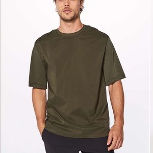 Lululemon  men’s On Time  crewneck T-shirt workout